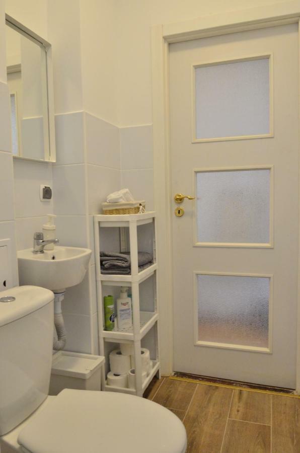 Private Apartment Near The City Centre กดัญสก์ ภายนอก รูปภาพ